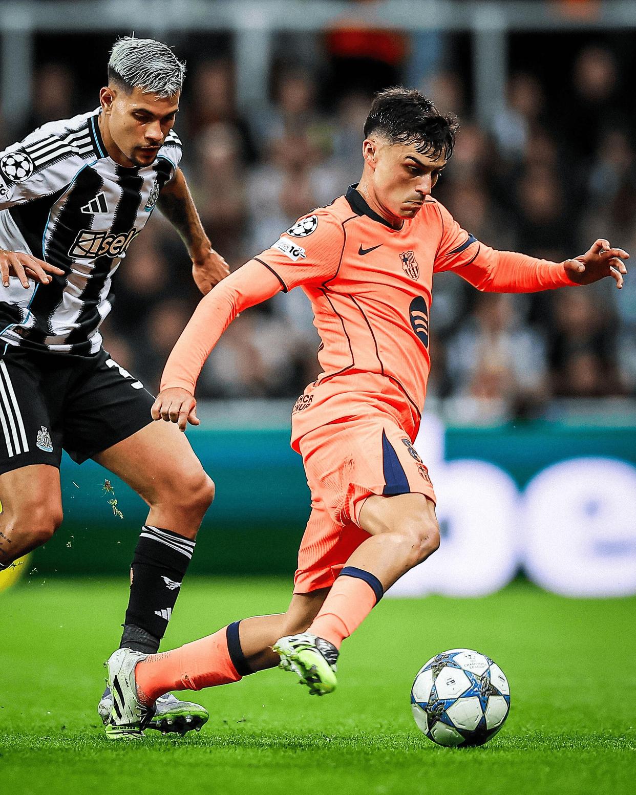 窗口期欧超杯传出新动向，比利亚雷亚尔单刀错失，管理层表态——引发热议，赛季目标并未改变的简单介绍-开云官网